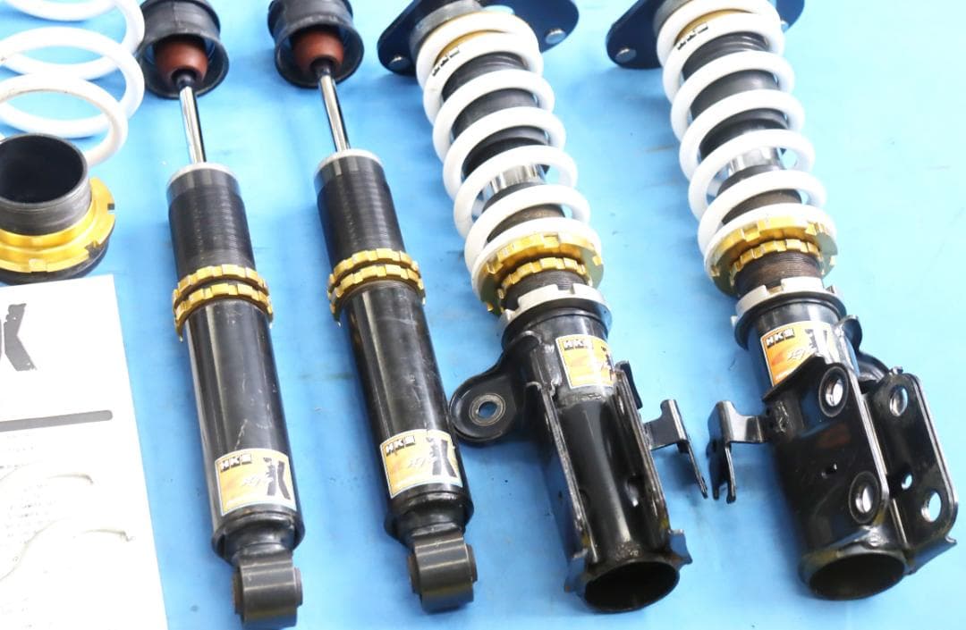 トヨタ プリウス ZVW30 ZVW35　HKS STYLE-X　車高調