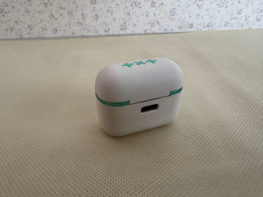 ボムギュ TXT イヤホン GLIDIC TW-4000S