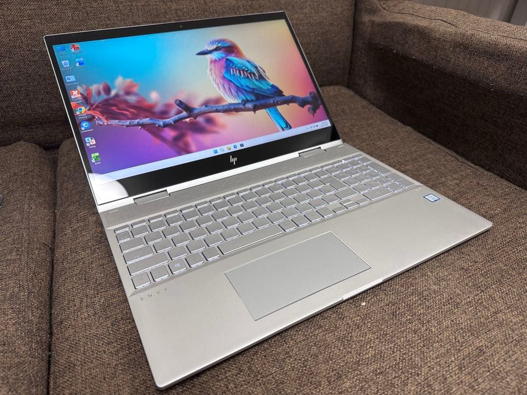 HP envy 15.6インチ 2-in-1 ノートPC バッテリー100％