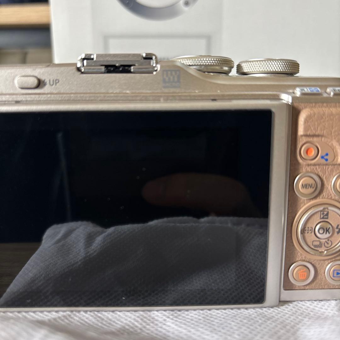 OLYMPUS PEN E-PL10 ミラーレス一眼