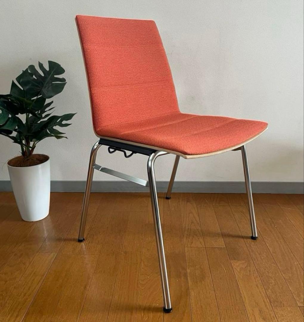 ドイツ　ウィスナーハーガー シンピュア　チェア　① 10万　オカムラ　モダン