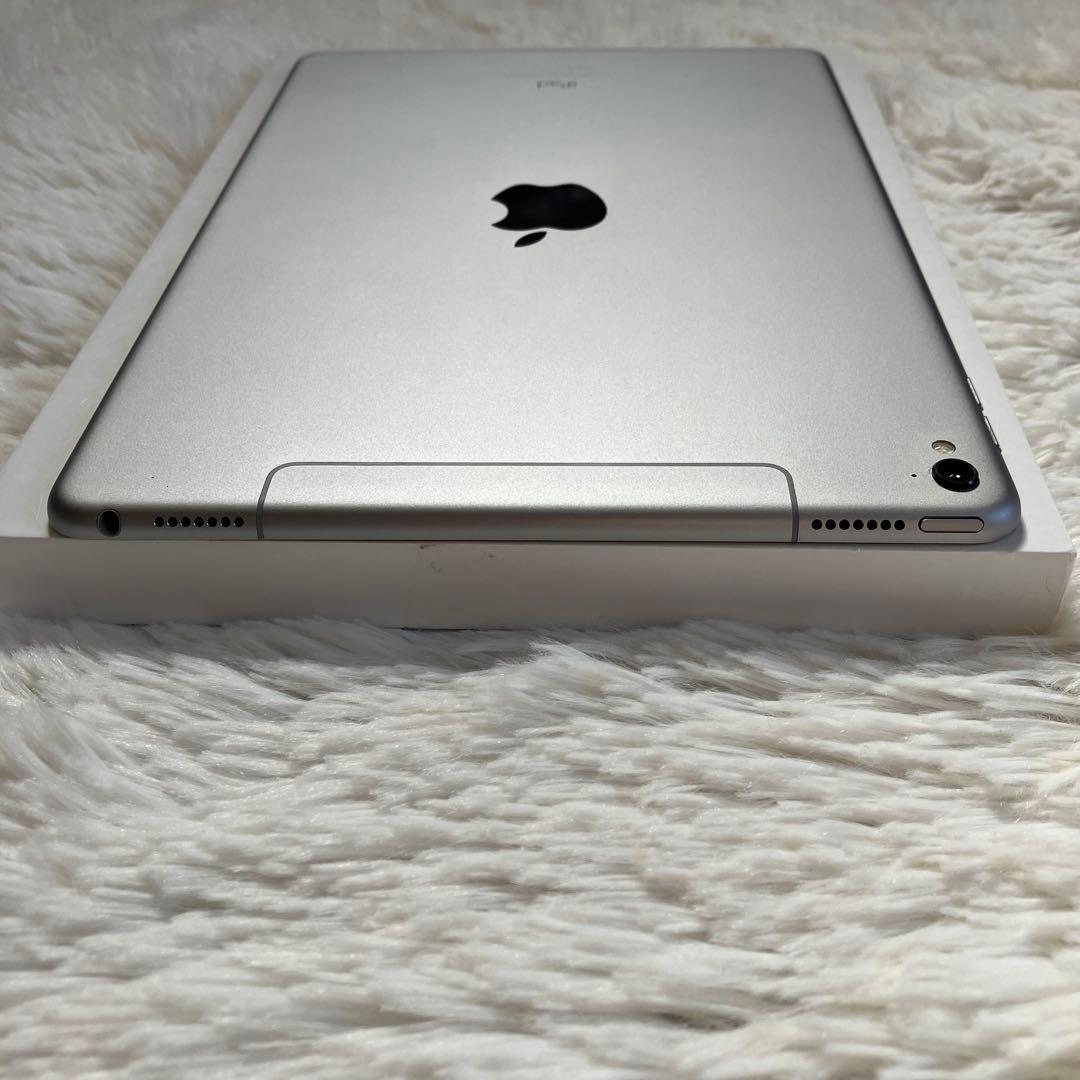 【完動品】iPad Pro 9.7 128GB SIMフリー 【発送】【付属品】