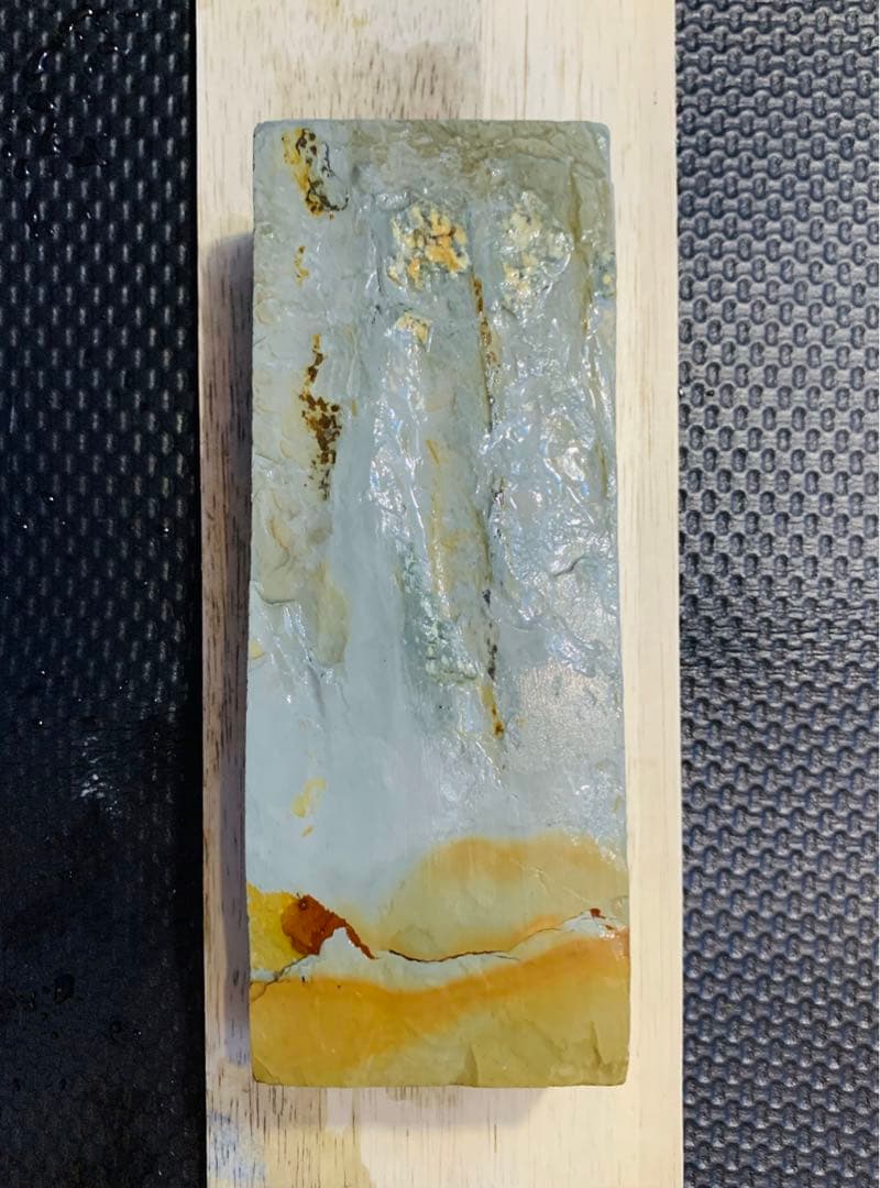 338 天然砥石　正本山　水浅黄　上物　仕上げ砥石