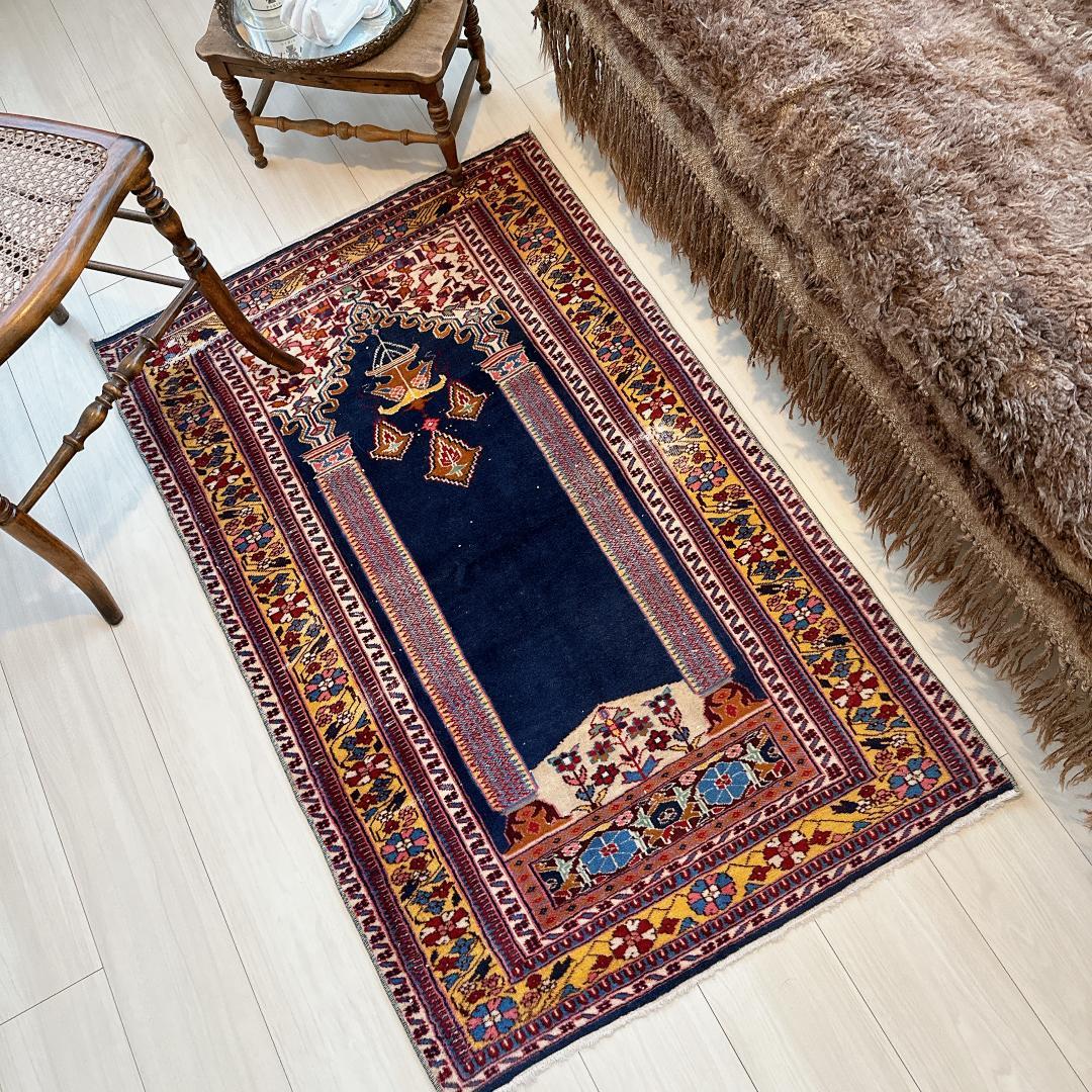 トルコ製ヴィンテージラグ838レア 高級 カイセリ ネイビー イエロー ピンク