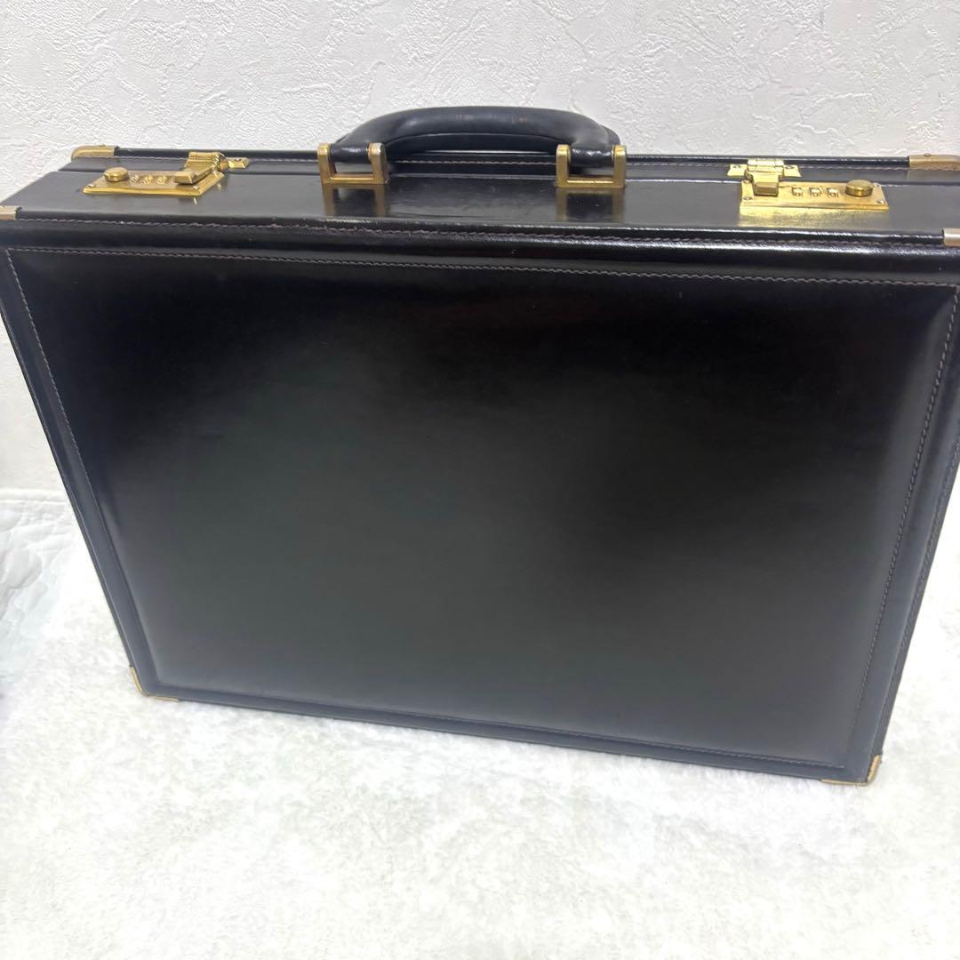 【希少】BALLY バリー　アタッシュケース　ビジネスバッグ　レザー　大容量