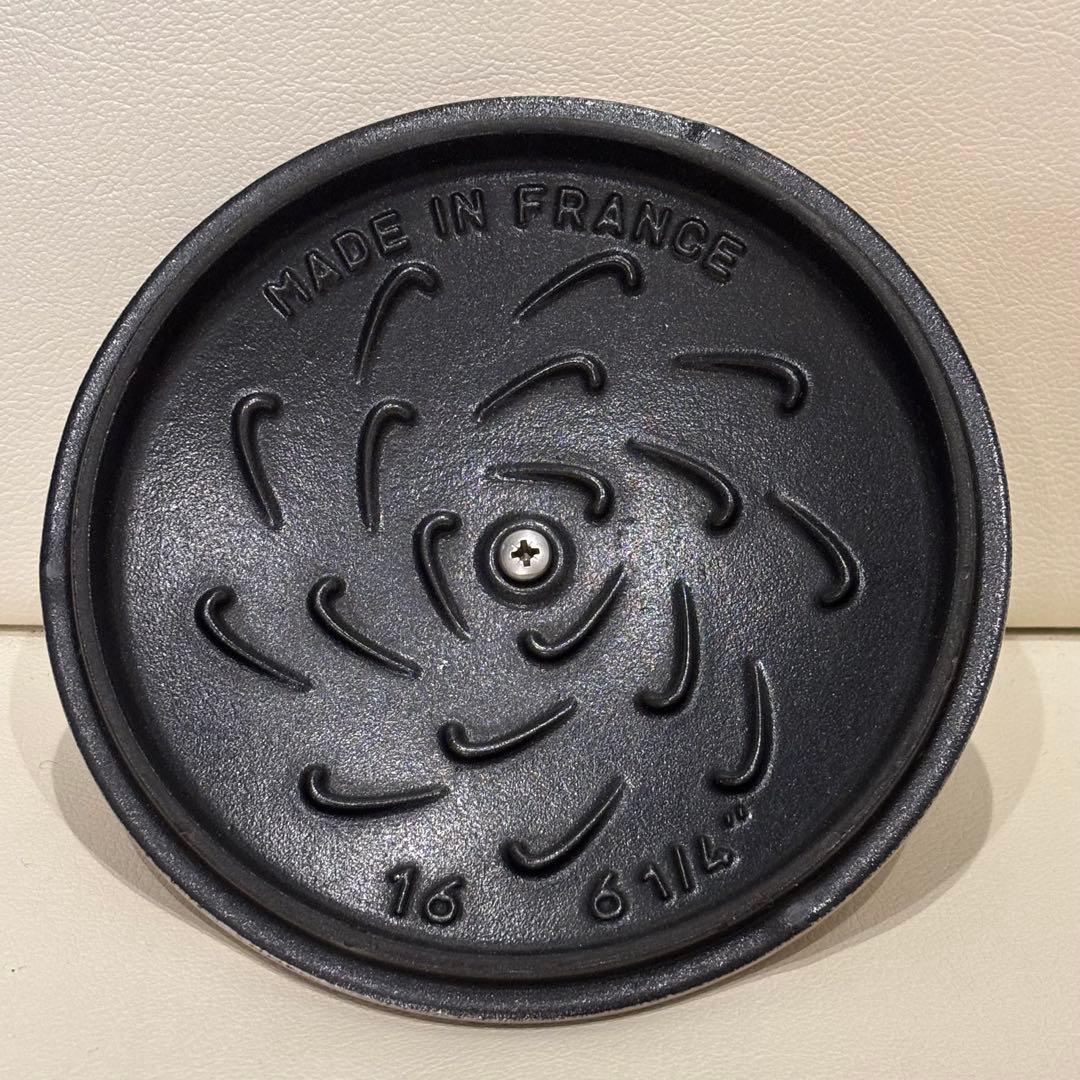 ストウブ　リネン　ココットデゴハン　M/チキンノブ　Sur La Table限定