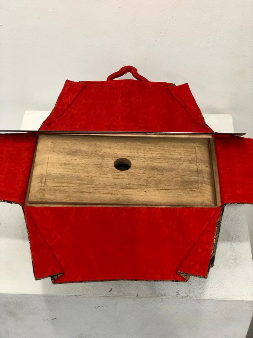 古いお化粧箱　古布細工　百人一首図柄　霧箱　アンティーク　金糸