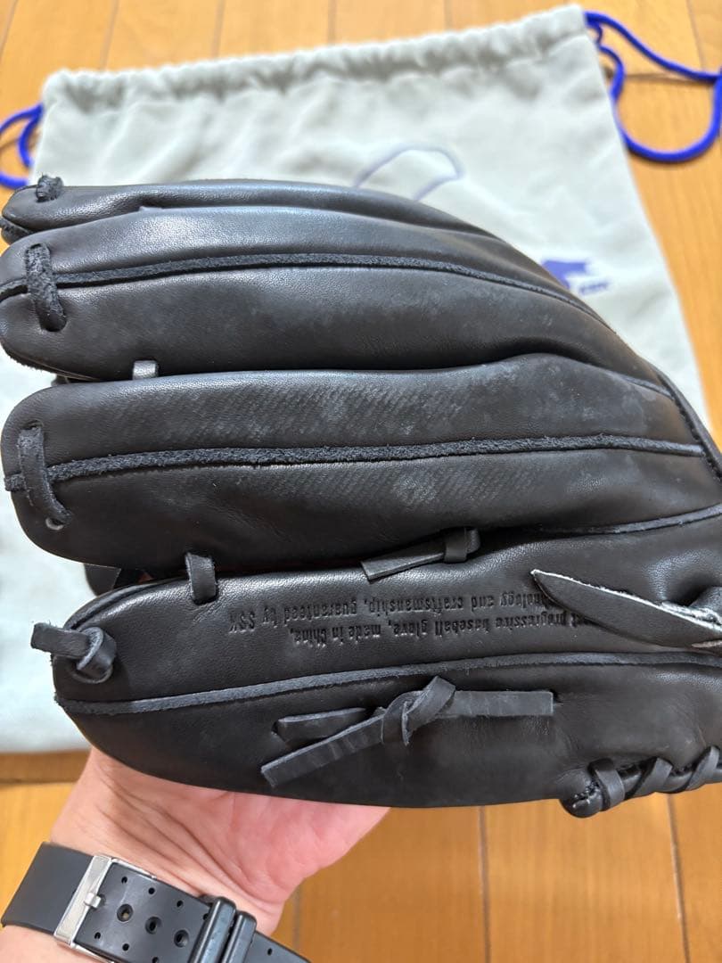 ＳＳＫ硬式野球グローブ 黒 新品未使用　訳あり