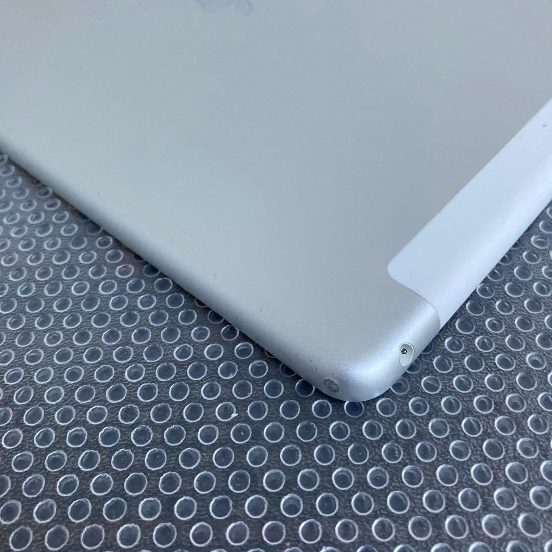800【早い者勝ち】電池ほぼ新品☆iPad7 第7世代 32GB SIMフリー☆