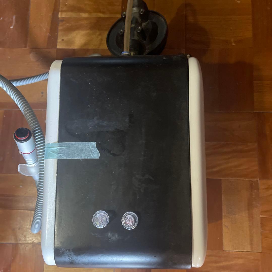 s*u様 ハイドラフェイシャル　AQUA ella アクアエラ　　　美容液ピーリ