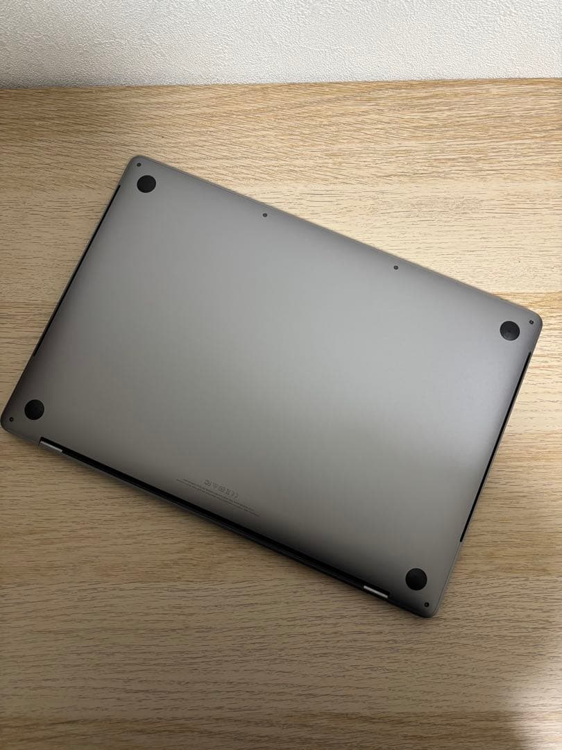 MacBook Pro 15インチ 2018年モデル