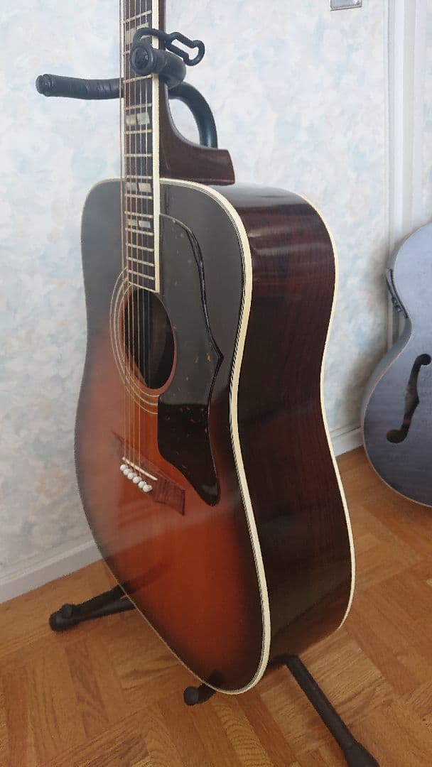 Chaki(茶木) W50