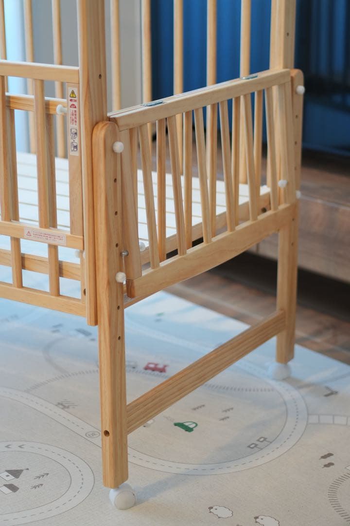 【美品】大和屋　ノモック　Wオープンハイタイプ　ベビーベッド　キャスター