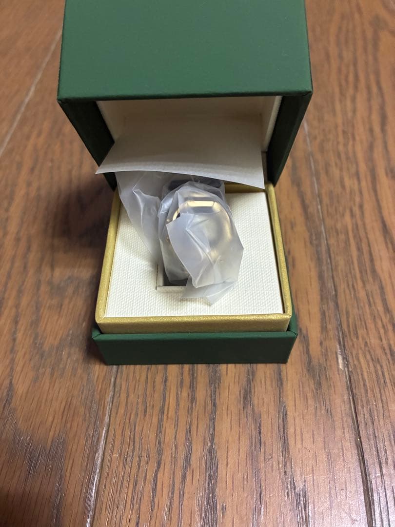 新品　カシオ リングウォッチ CRW-001G-9JR CASIO ゴールド