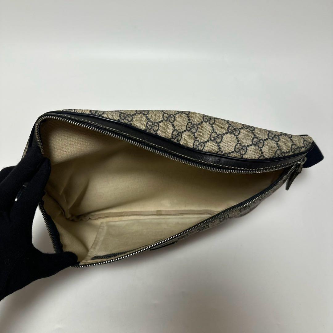 l49【極美品】グッチ　GGスプリーム レザー　ネイビーボディバッグショルダー.