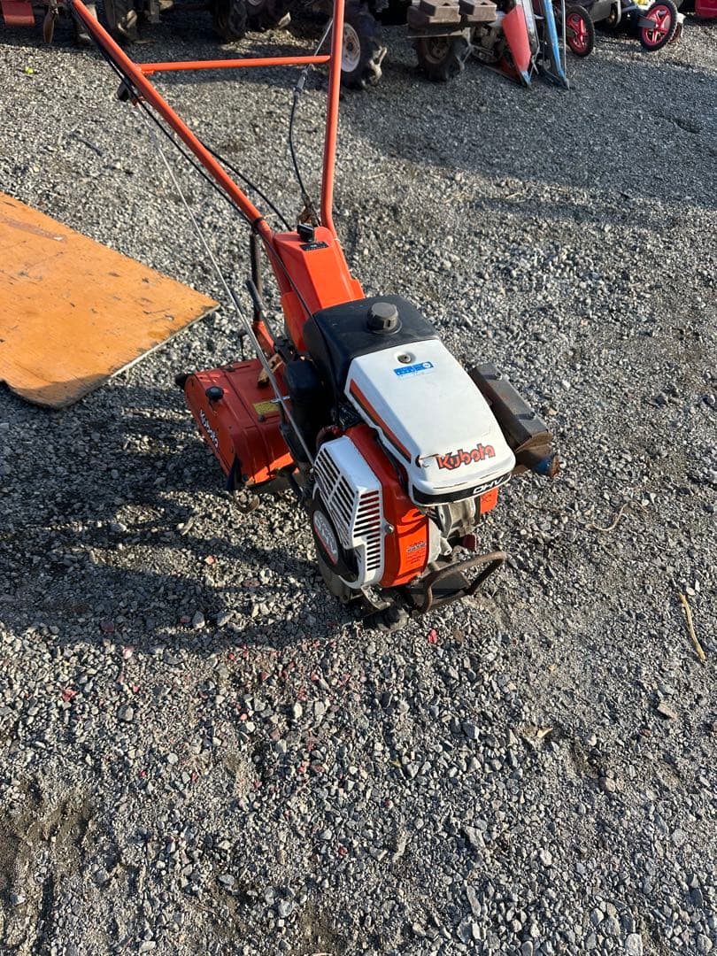 一輪タイヤ　クボタ 管理機 TS40 家庭菜園 直接引取り限定　 耕運機