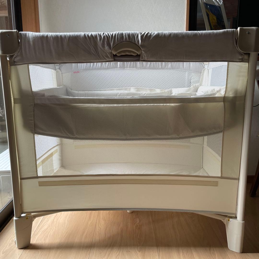 加藤　美品　Aprica ベビーベッド ココネル　エアープラス