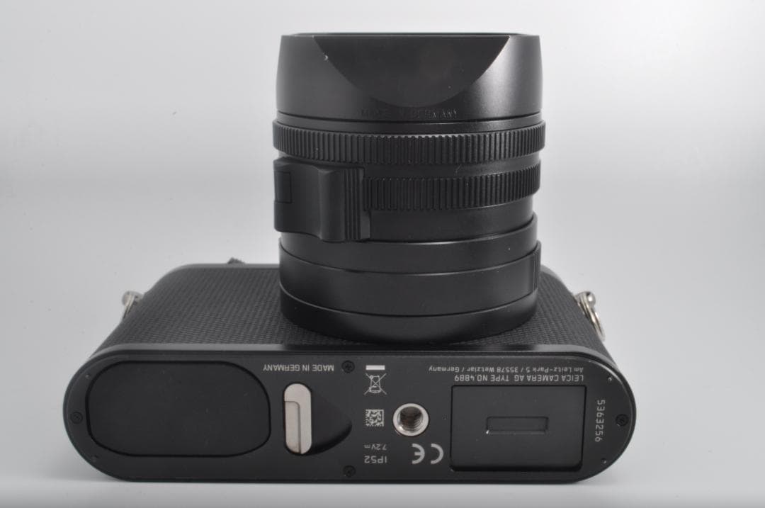 Leica ライカ Q2