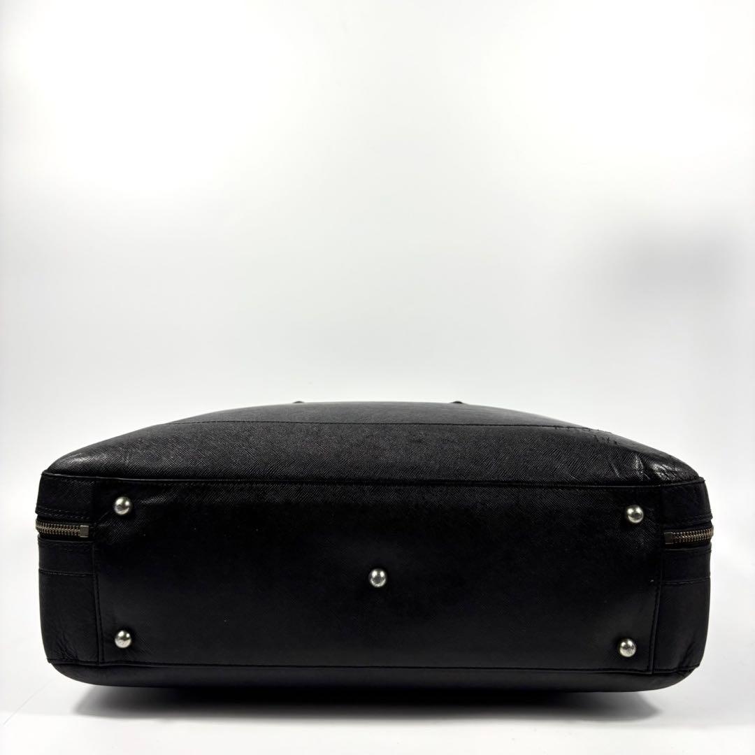 ✨希少 美品✨ペッレモルビダ ビジネスバッグ キャピターノ 本革 2層 黒