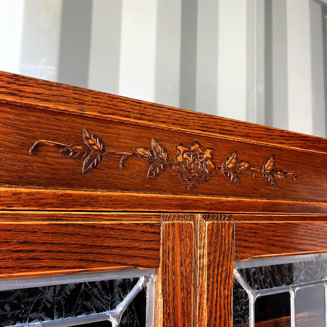 取付無料！三越家具 ブルージュ 天然木ステンドグラス扉アンティークキャビネット✨