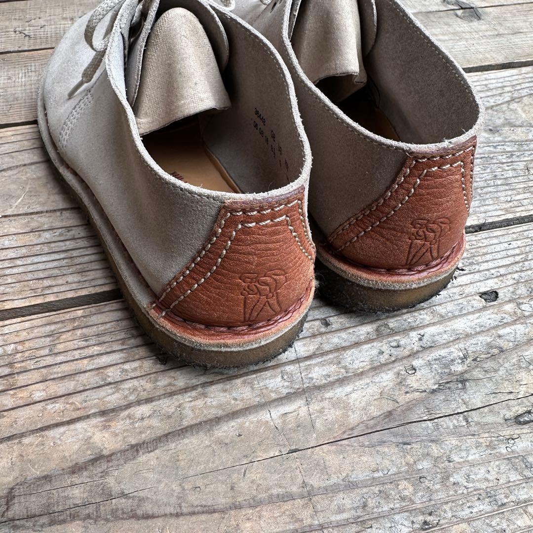 レア踵カラー クラークスデザートトレック US9