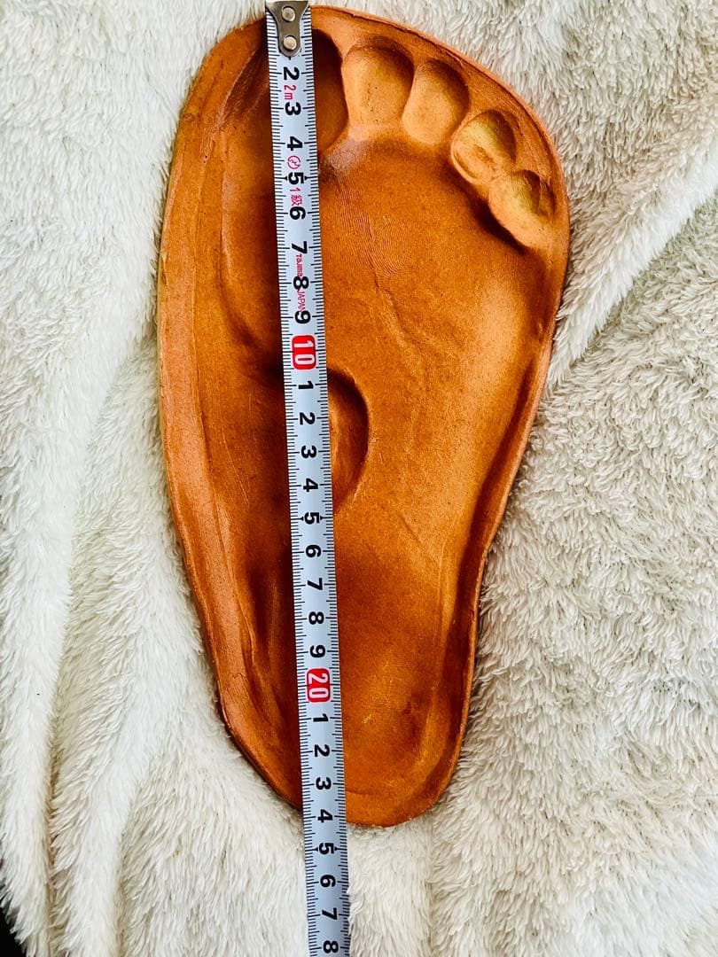 足型のお皿　約24cm