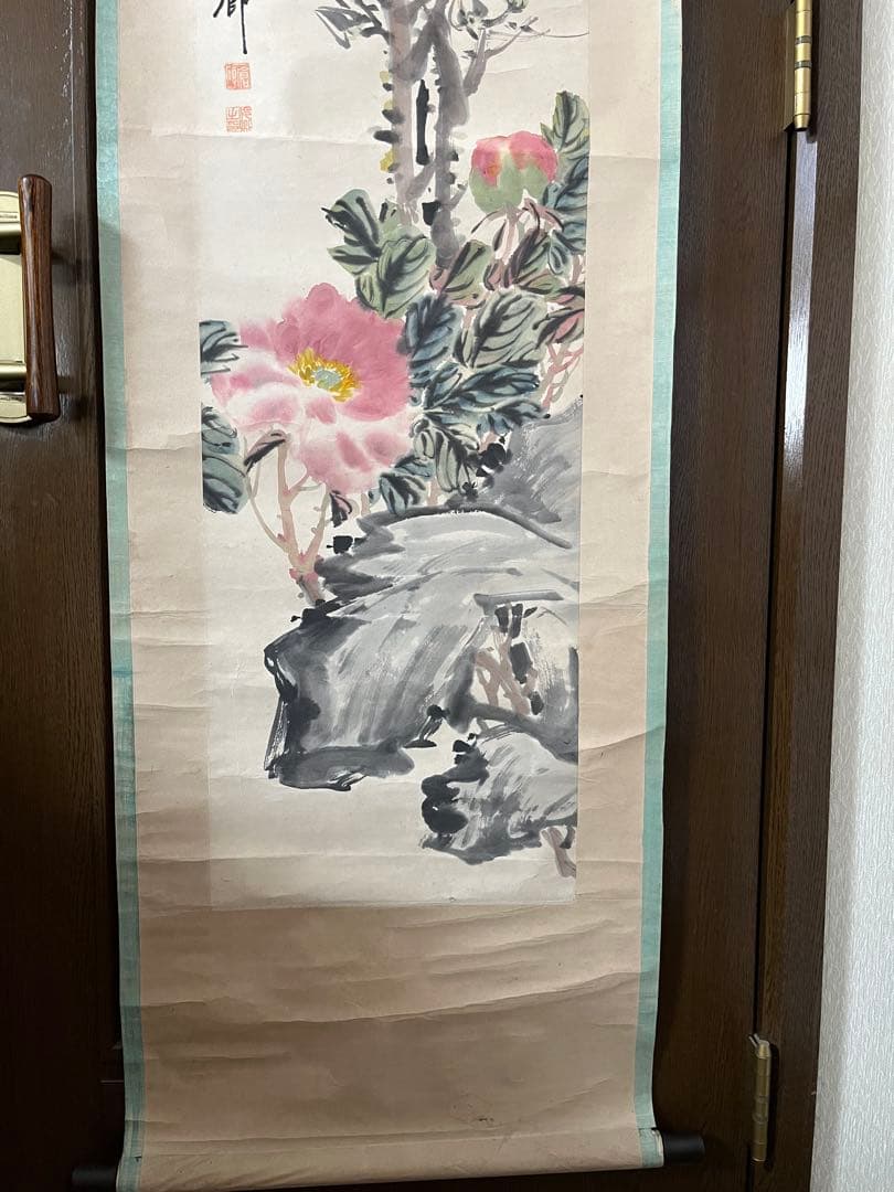 呉俊卿　花鳥画　紙本134×32.5㎝　呉昌碩とも言い清朝末期から近代にかけ活躍