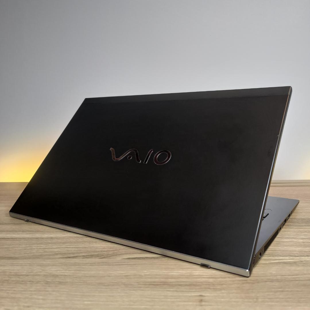 [美品] VAIOPro VJPJ11C とっても軽いオフィス付きノートパソコン