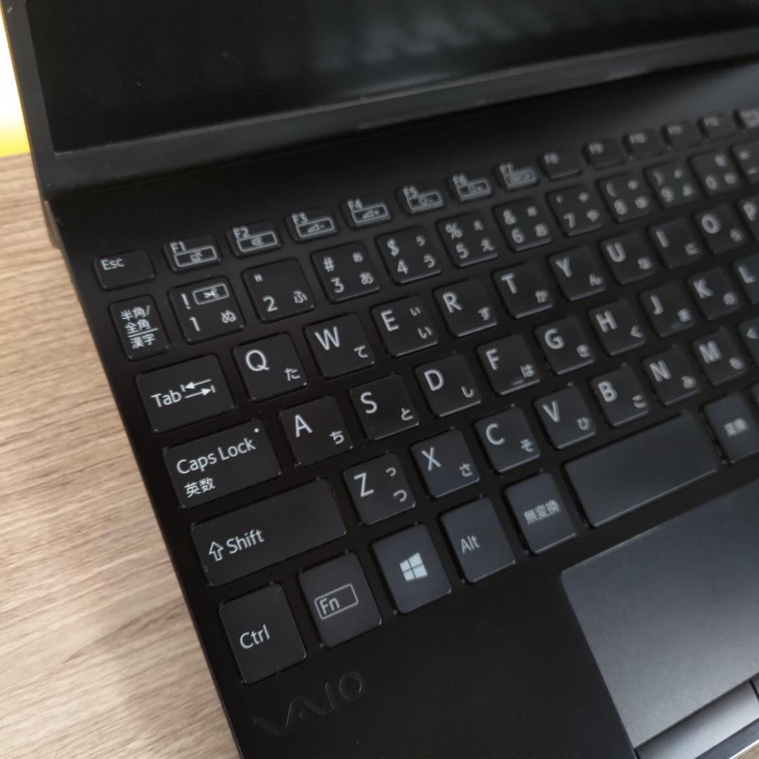 [美品] VAIOPro VJPJ11C とっても軽いオフィス付きノートパソコン