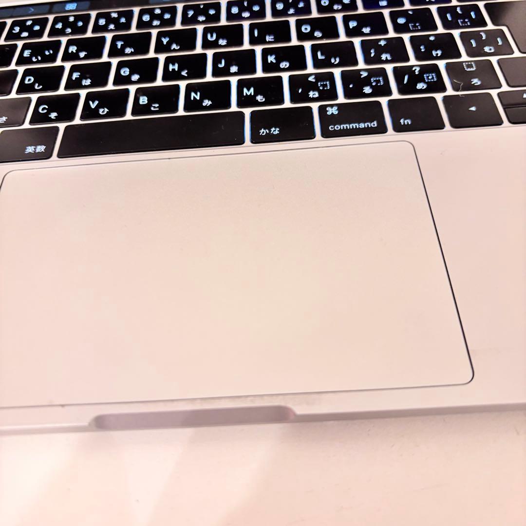 【送料無料】Macbook Pro 2019 13インチ
