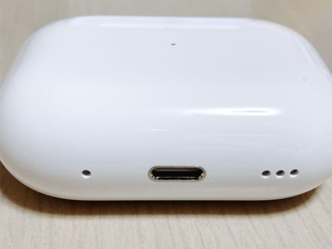 AirPods Pro 第2世代 Magsafe充電ケース Lightning