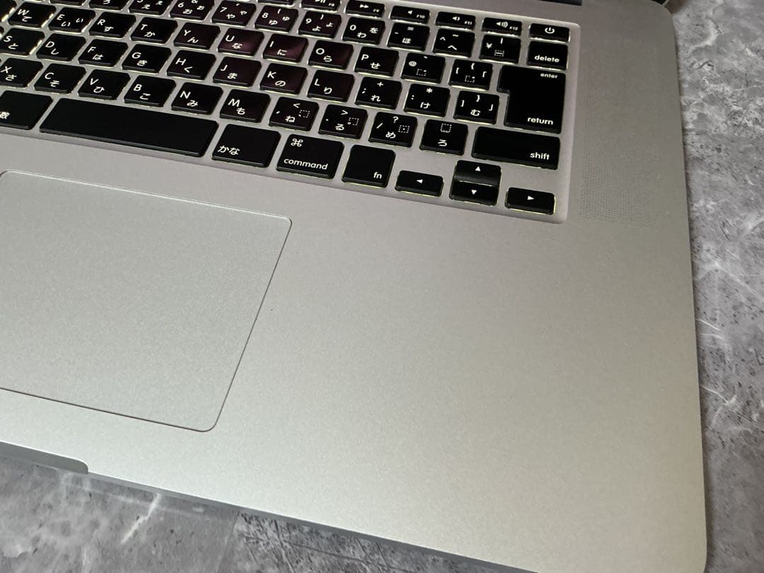 ✨MacBook Pro corei7 15 Retina Mid 2015✨