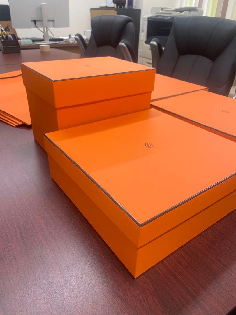 HERMES　エルメス　空箱　ボリード30一個，ピコダン18一個 他空箱二つ