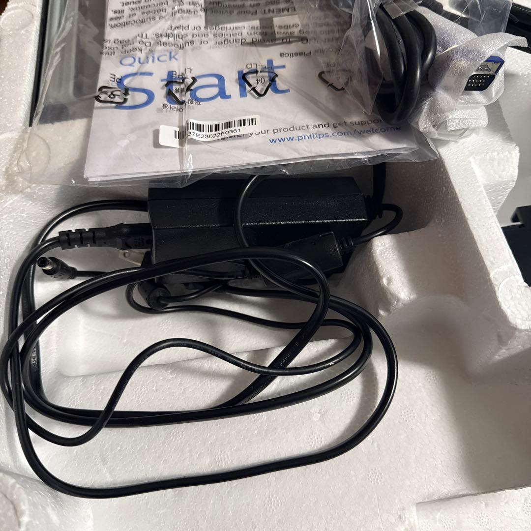 PHILIPS E Line 24インチ モニター 242E2