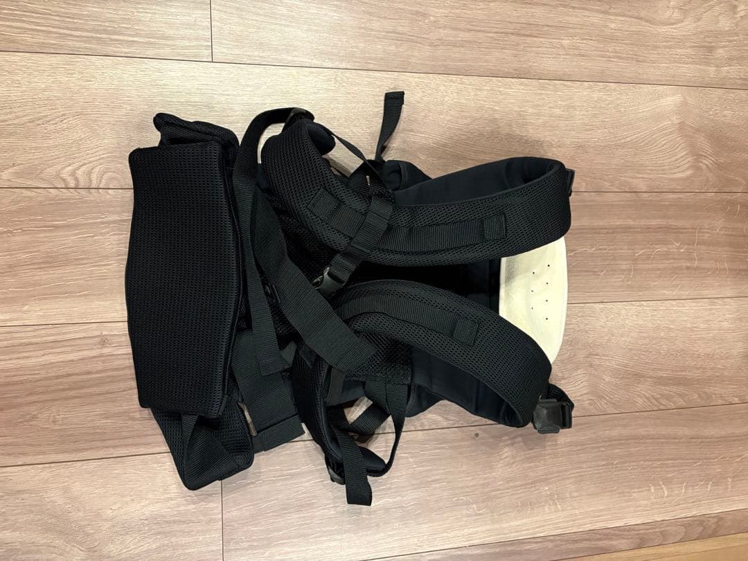 アップリカ　ラクリス　抱っこ紐　［値段交渉歓迎］