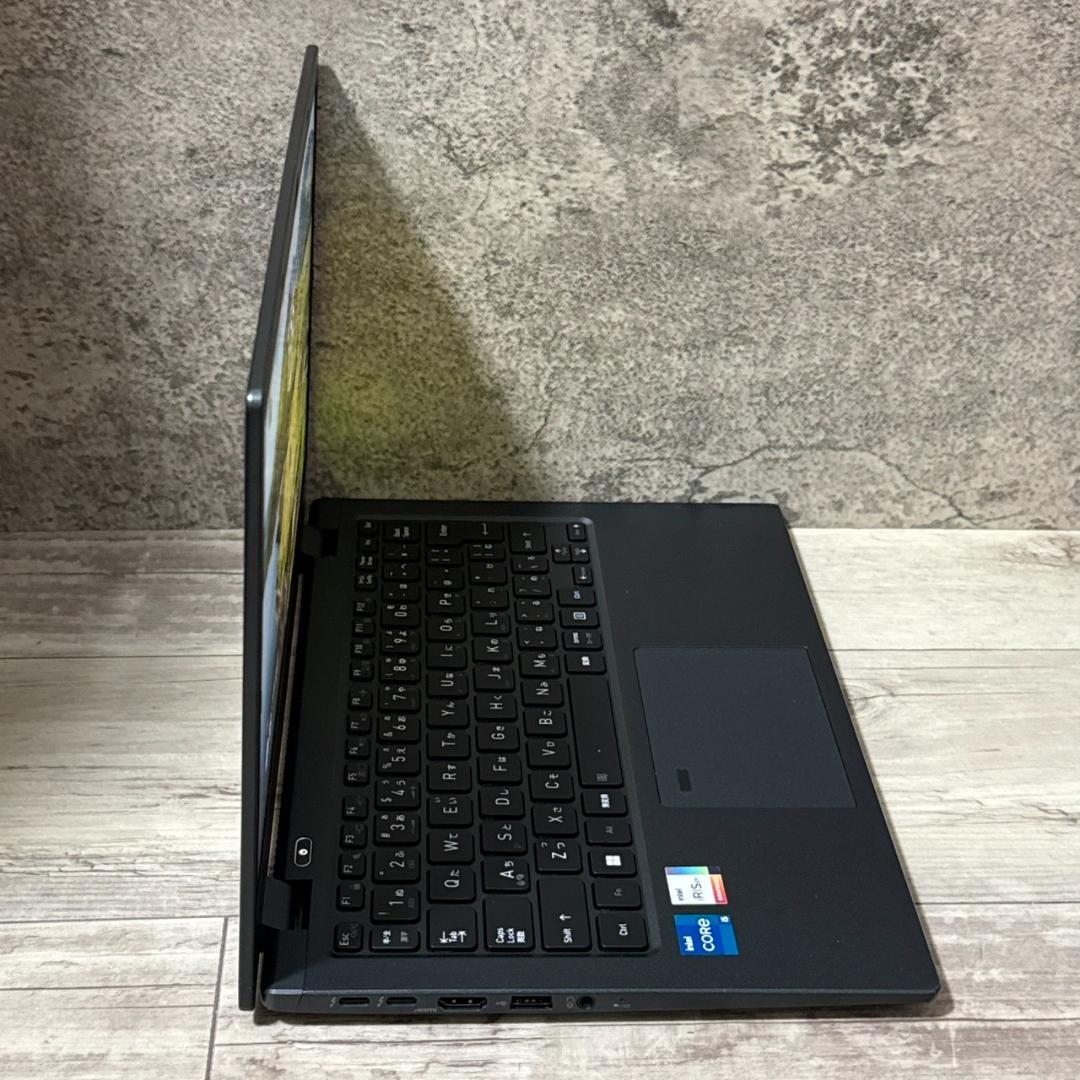 【美品】第11世代i5 16GBメモリdynabook G83HU SSD256