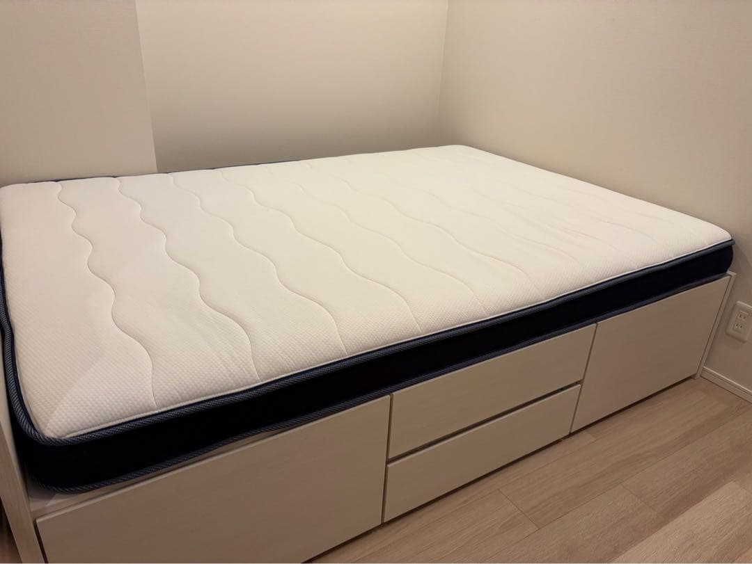 【限界まで値下げしました】【大容量収納付き】すのこチェストベッドフレーム