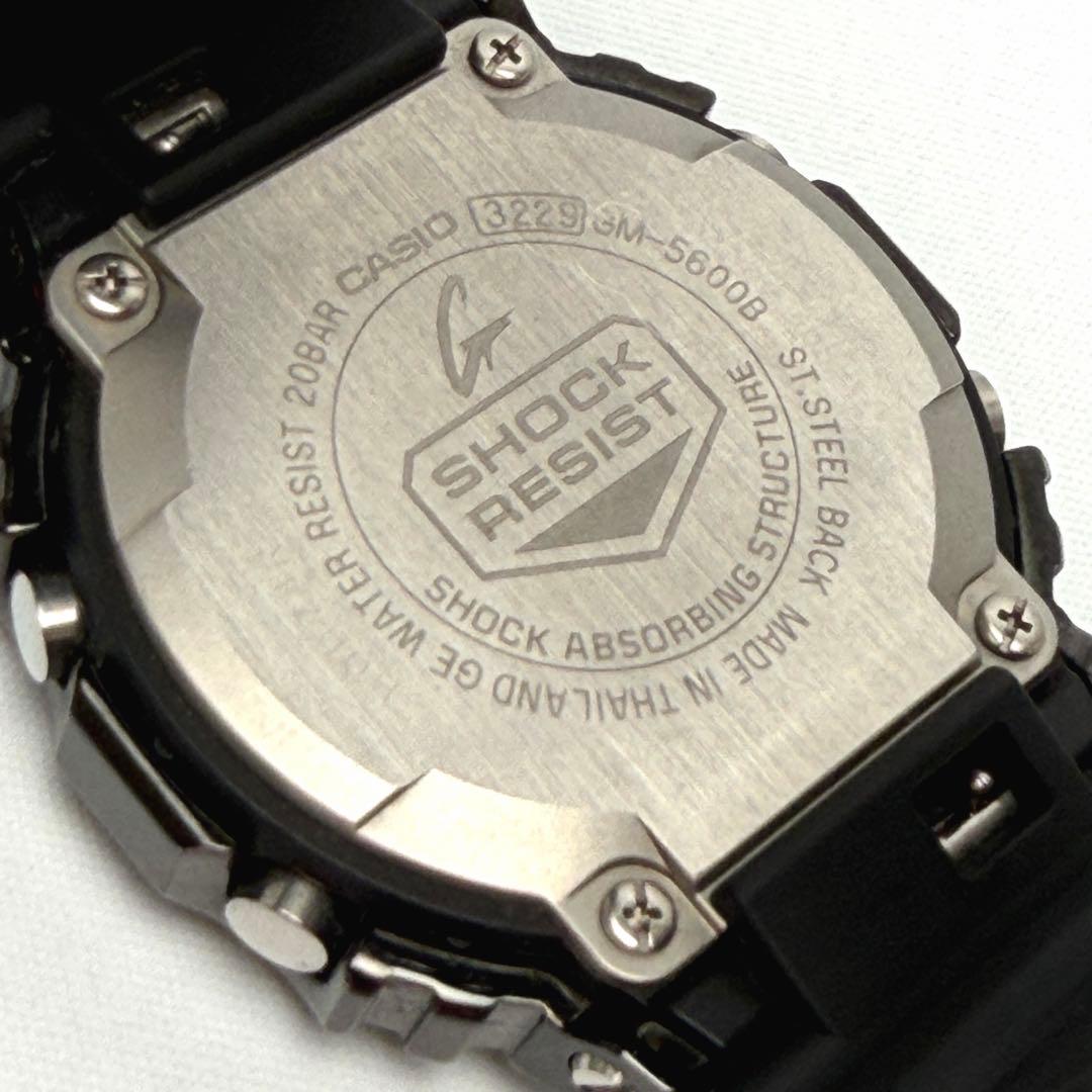 CASIO G-SHOCK GM-5600B ブラック　腕時計　Gショック　黒