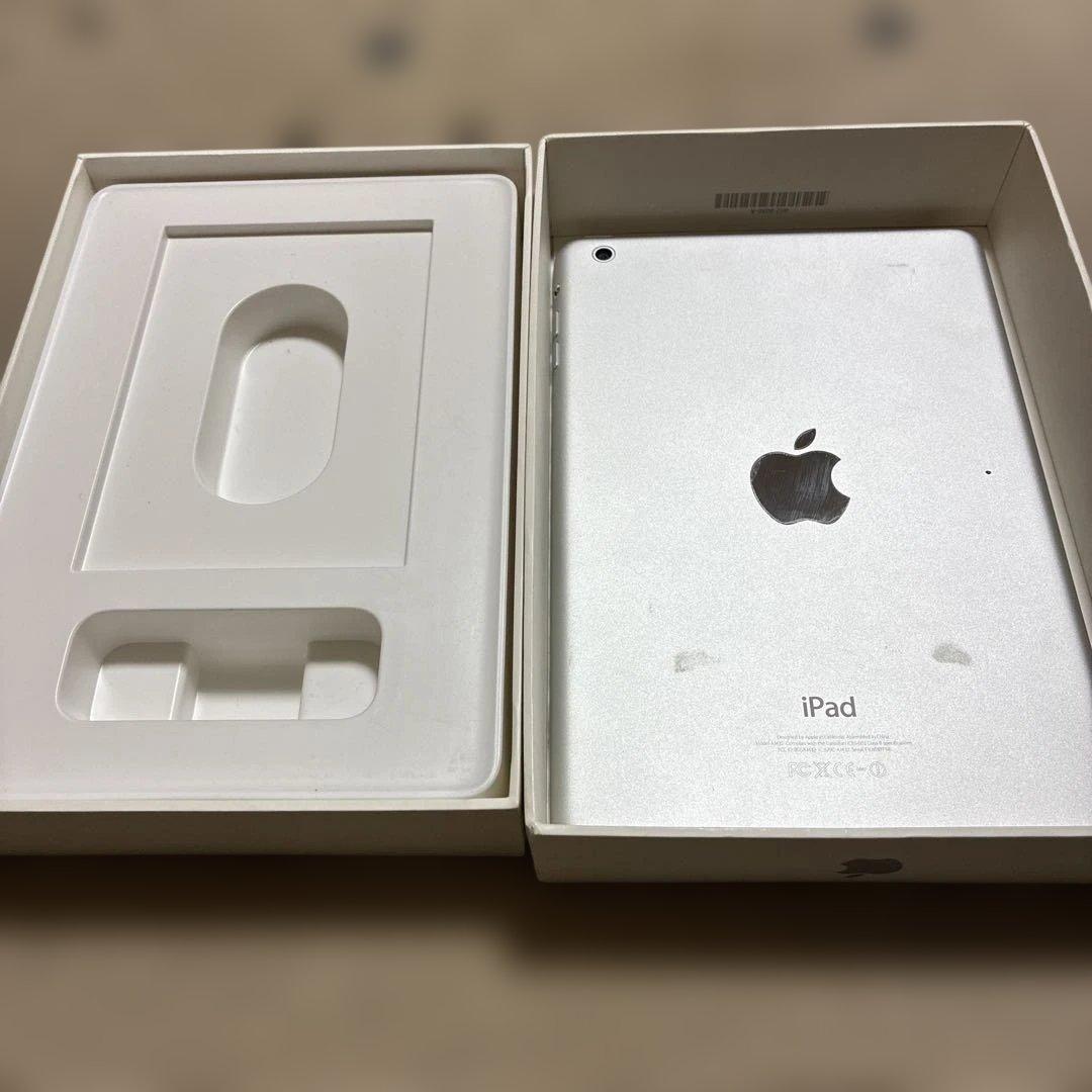 Apple iPad mini 箱付き　ケーブル類なし