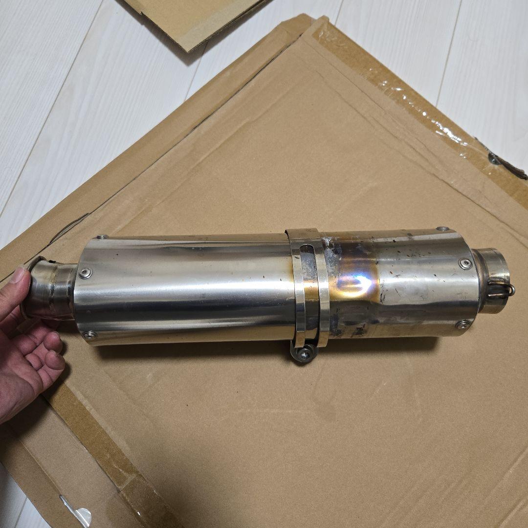 SC57 CBR1000RRで使用していたセンターアップ用のスリップオンマフラー