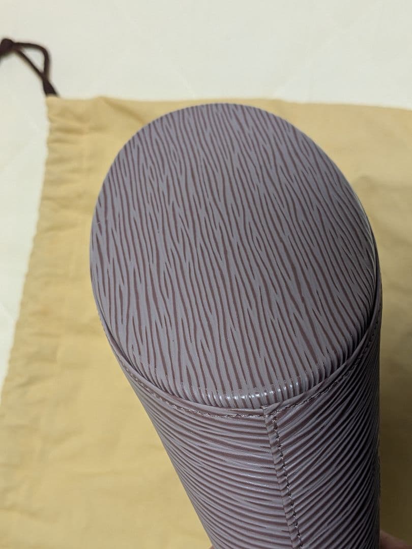 美品 ルイヴィトン エピ ノクタンブル ライラック