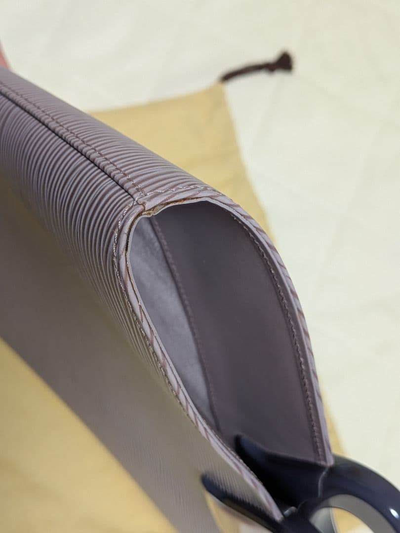 美品 ルイヴィトン エピ ノクタンブル ライラック