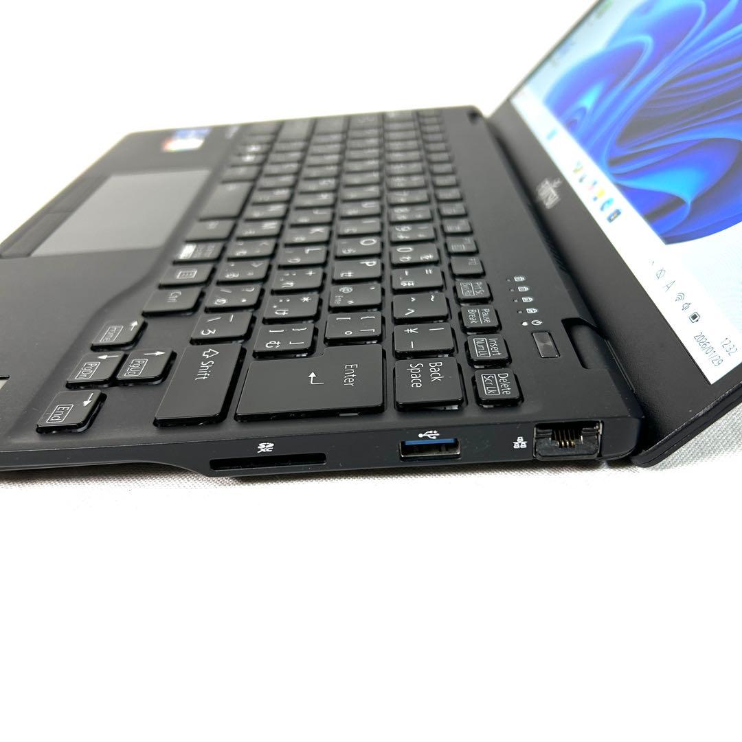 富士通 LIFEBOOK U9311/F i7 バッテリー良好 第11世代 軽量