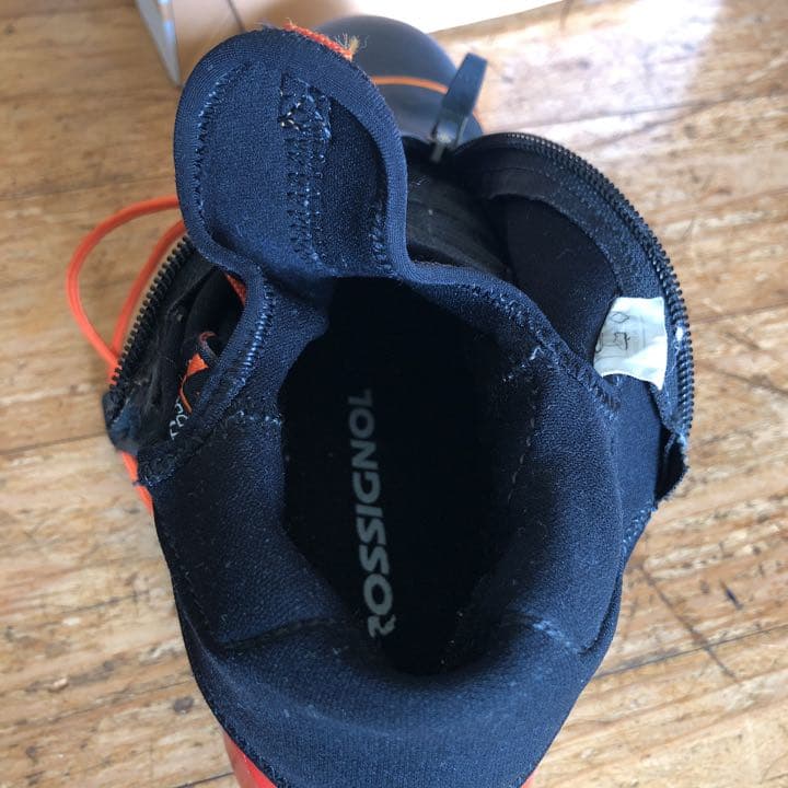 スキークロスカントリー用ブーツ