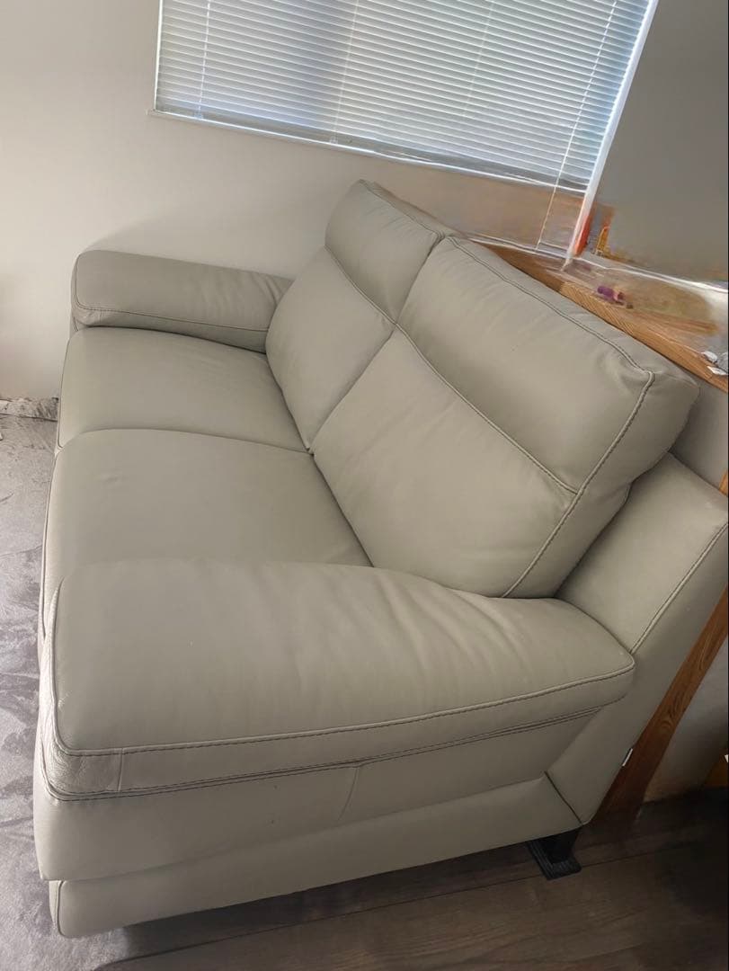 【美品】CALIA イタリア製ソファー　総本革　2人掛け　ベージュレザー