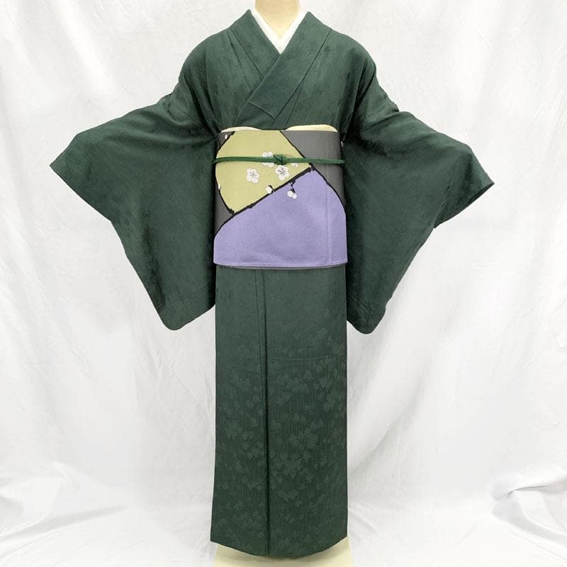 511mi77☆三松取扱い 色無地 地紋 木々 森林 深緑 黒緑☆美品