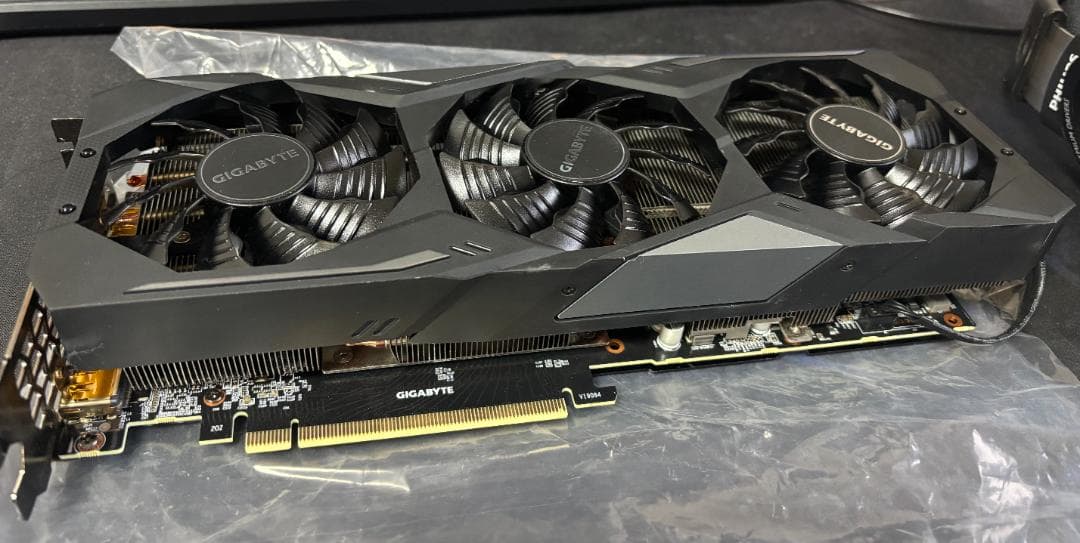 グラフィックボード・グラボ・ビデオカード GIGABYTE RTX 2070 SUPER 8G GAMING OC