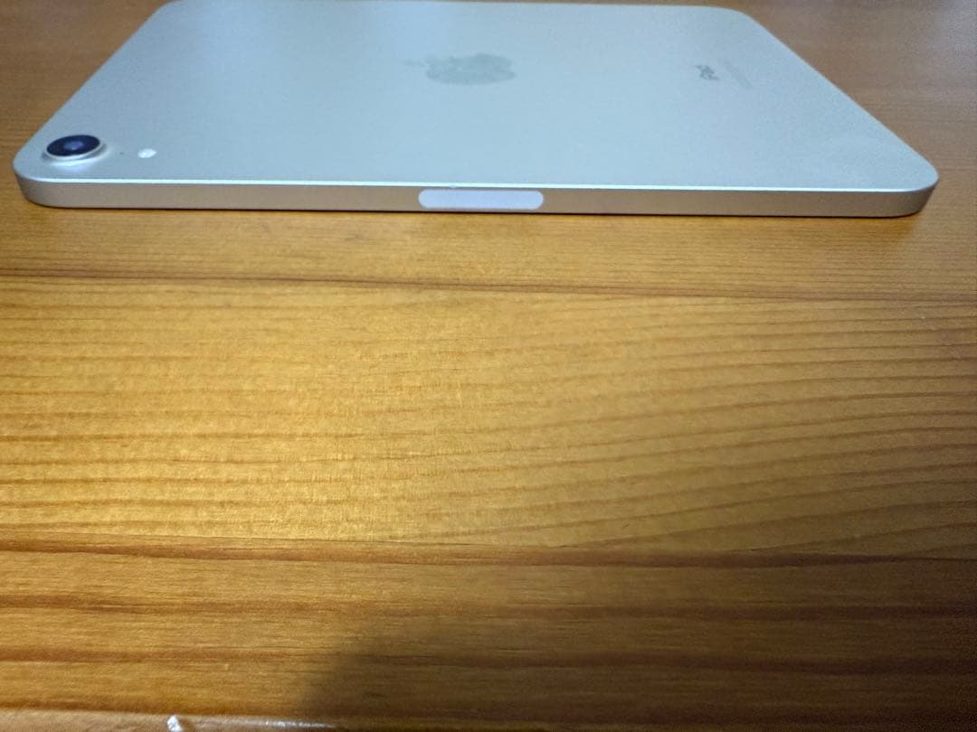 iPad mini6（スターライト）、ケース（ESR）、タッチペン付