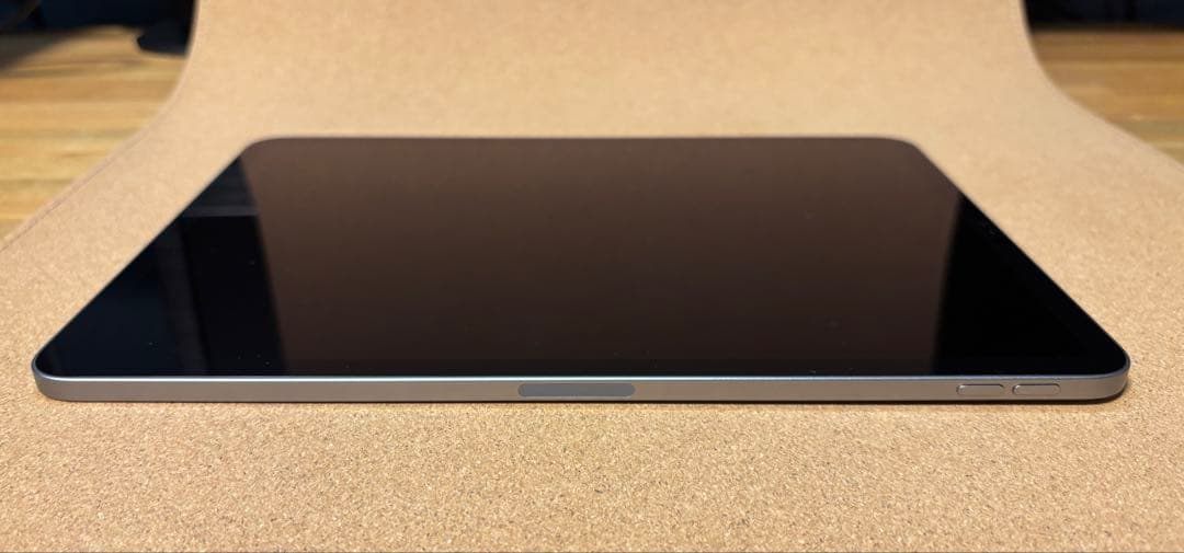 iPad Pro (第4世代) +Apple Pencil +マジックキーボード