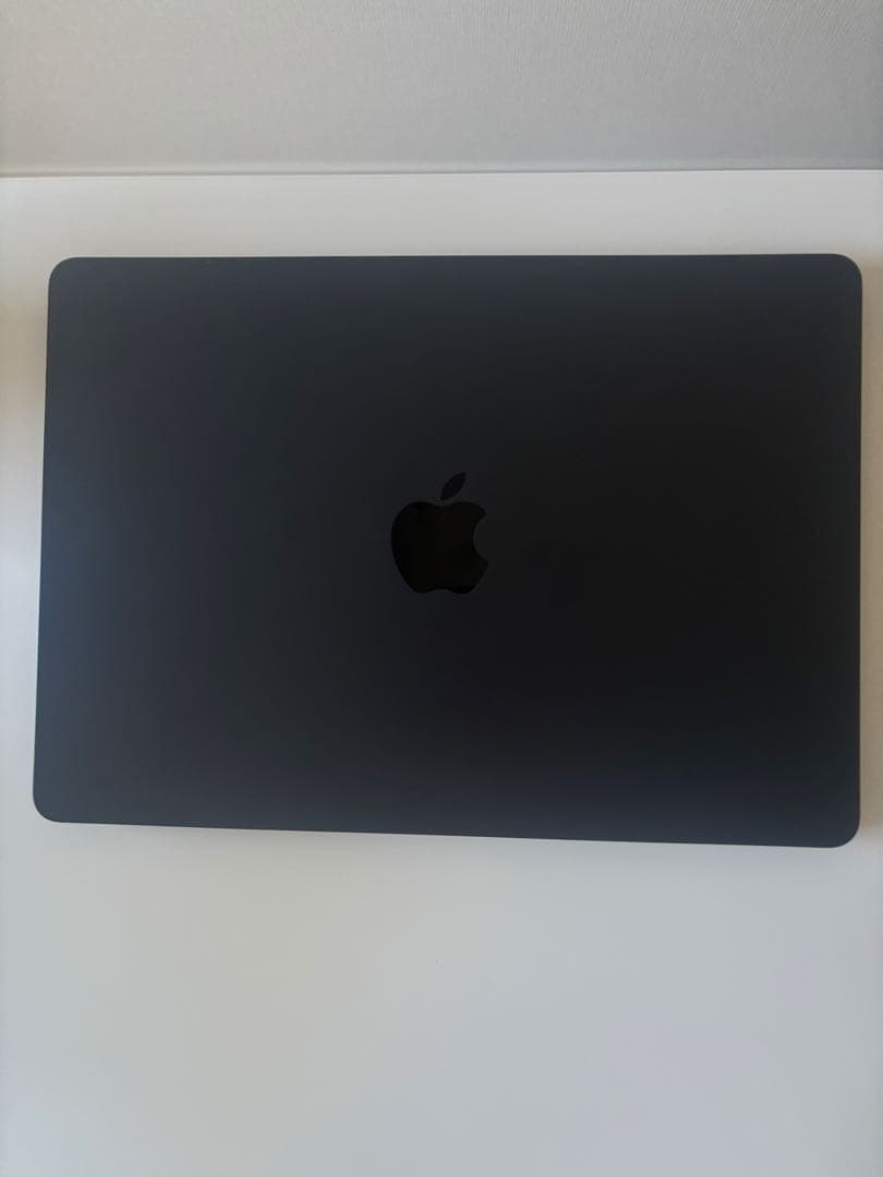 MacBook Air 2022 M2 8GB 256GB 13インチ